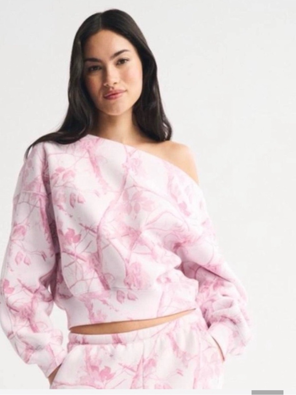 Abercrombie & Fitch Blush Pink Floral Crewneck Sweatshirt